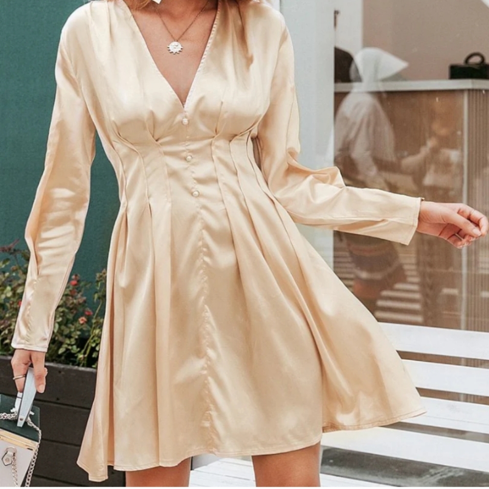Elegant Cream Satin Mini Dress size m